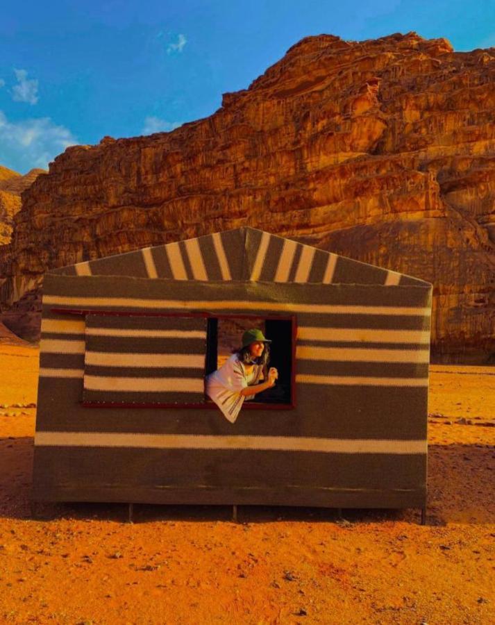 Hidden Wadi Rum Camp Esterno foto